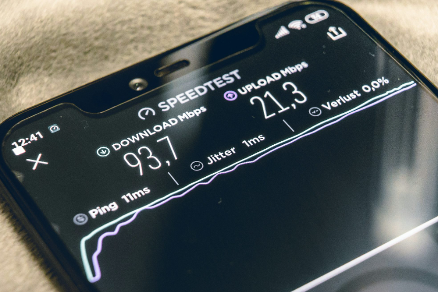 3 个黄金测速标准揭秘：告别运营商测速虚高，教你测真实网速（附节点选择 + 环境优化技巧）