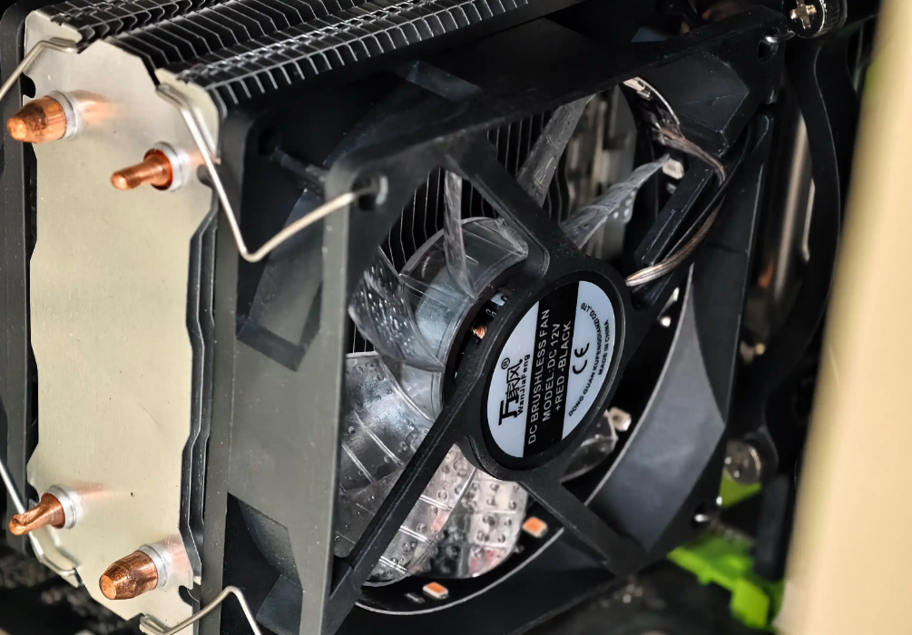 风扇转两下就歇菜？别慌，教你3招起死回生！